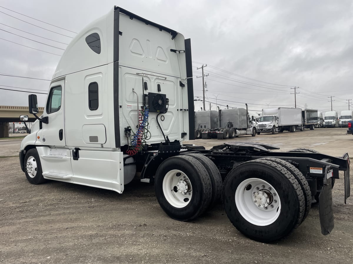 2019 Freightliner/Mercedes CASCADIA 125 869305