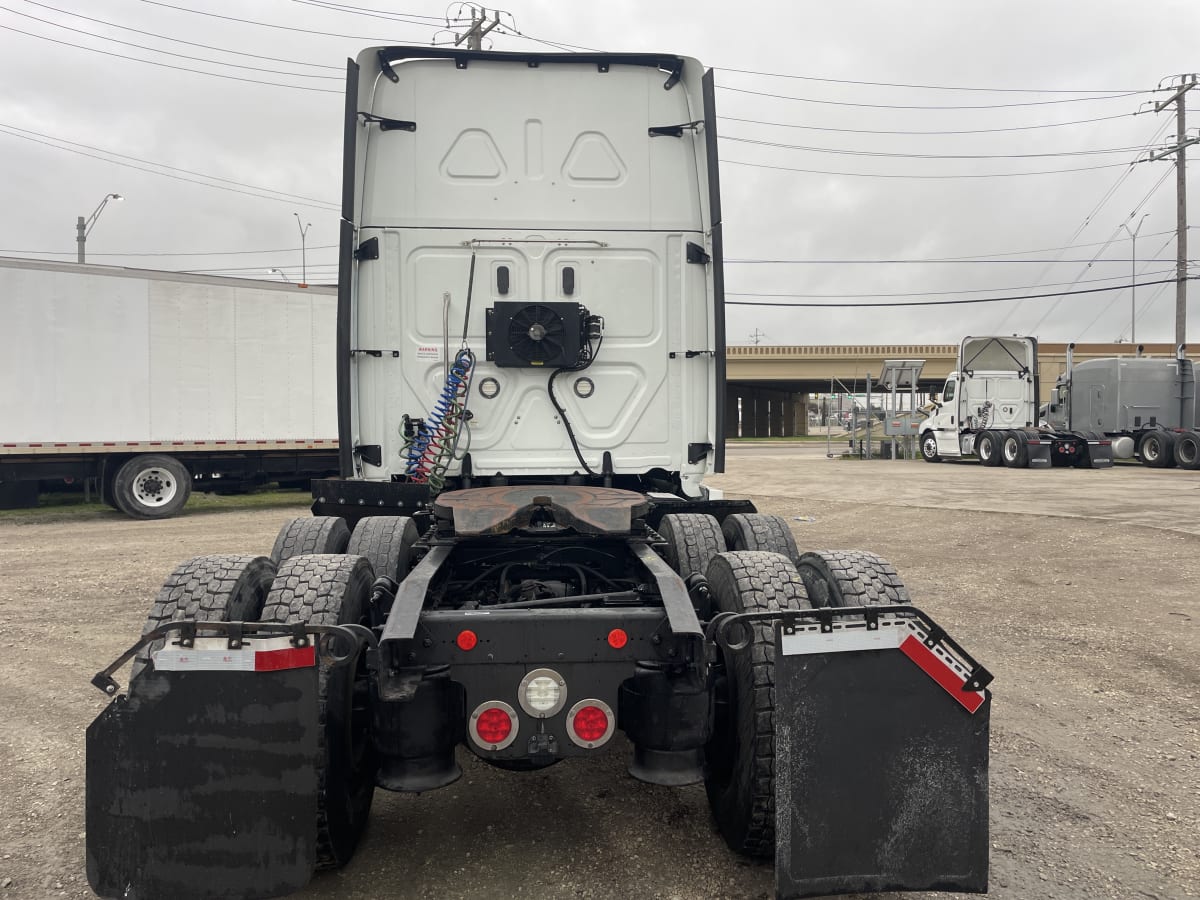 2019 Freightliner/Mercedes CASCADIA 125 869305