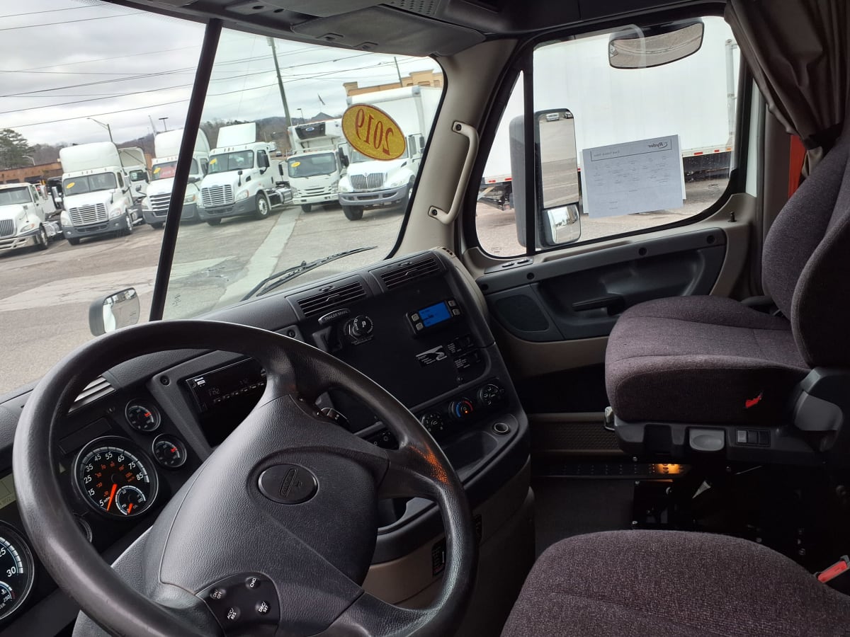 2019 Freightliner/Mercedes CASCADIA 125 869309