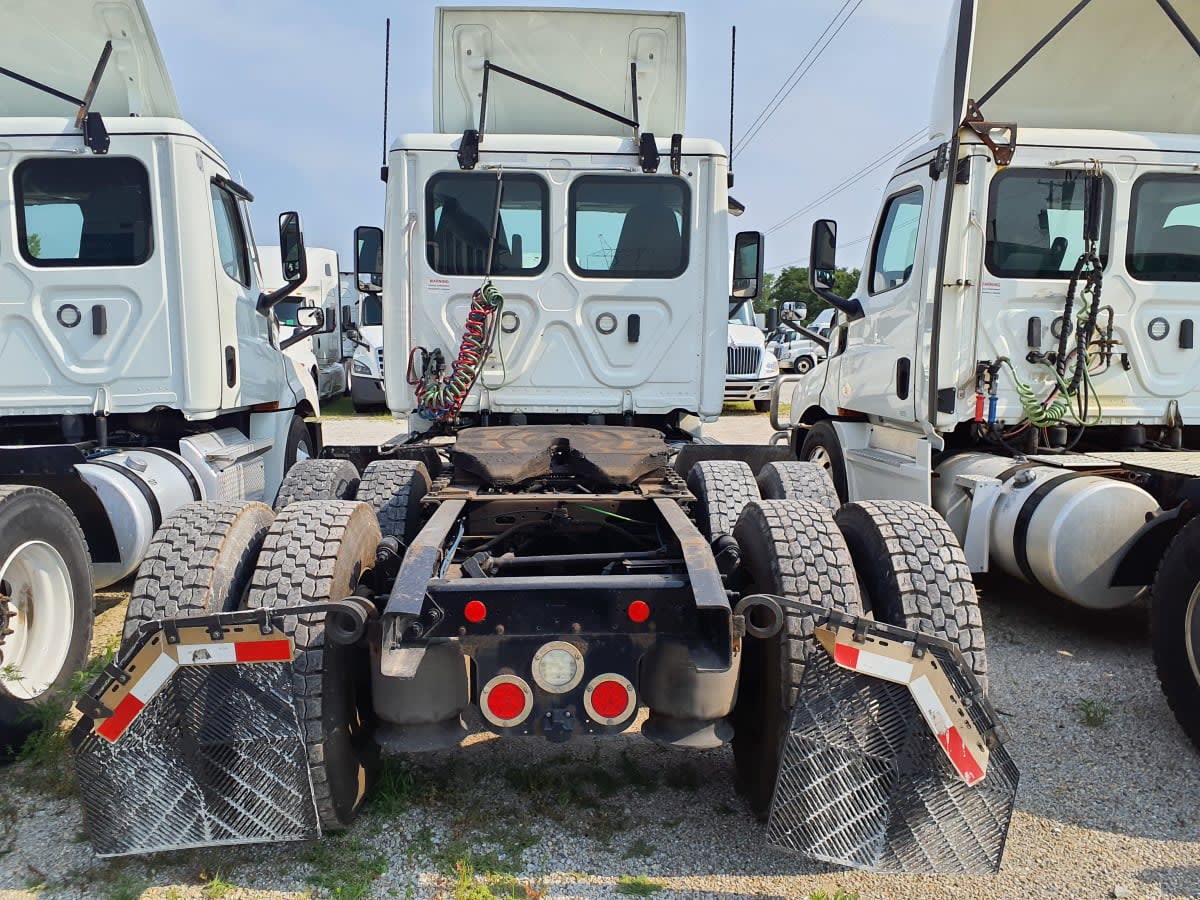 2019 Freightliner CASCADIA 125 869327