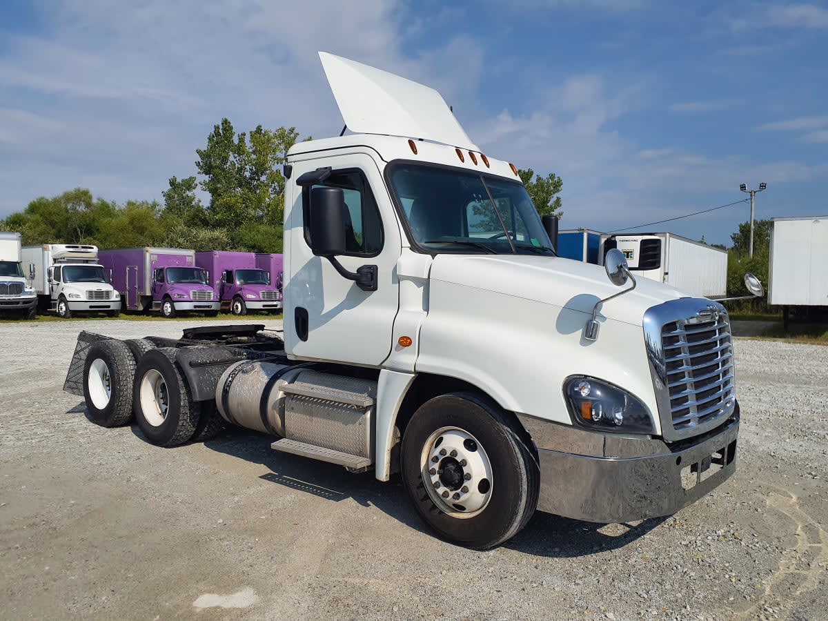 2019 Freightliner CASCADIA 125 869328