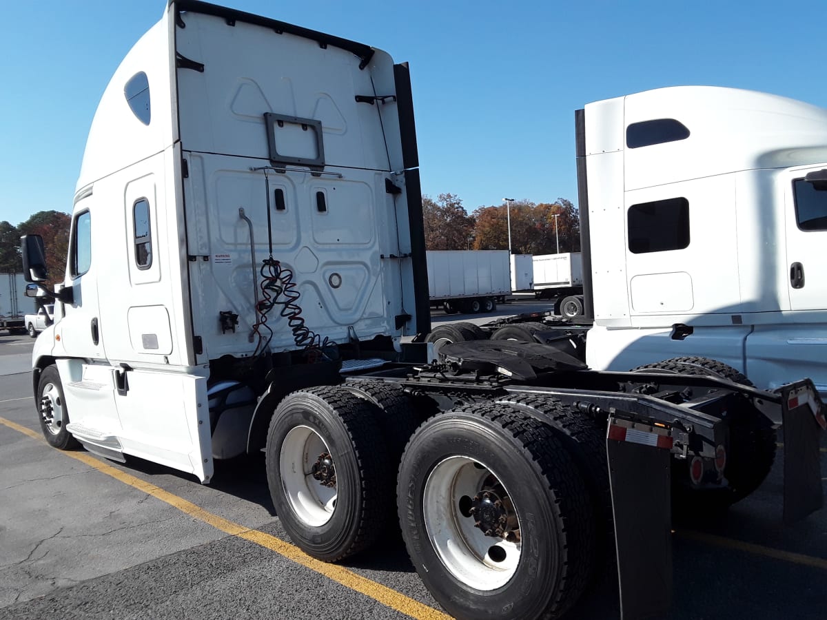 2019 Freightliner/Mercedes CASCADIA 125 869344