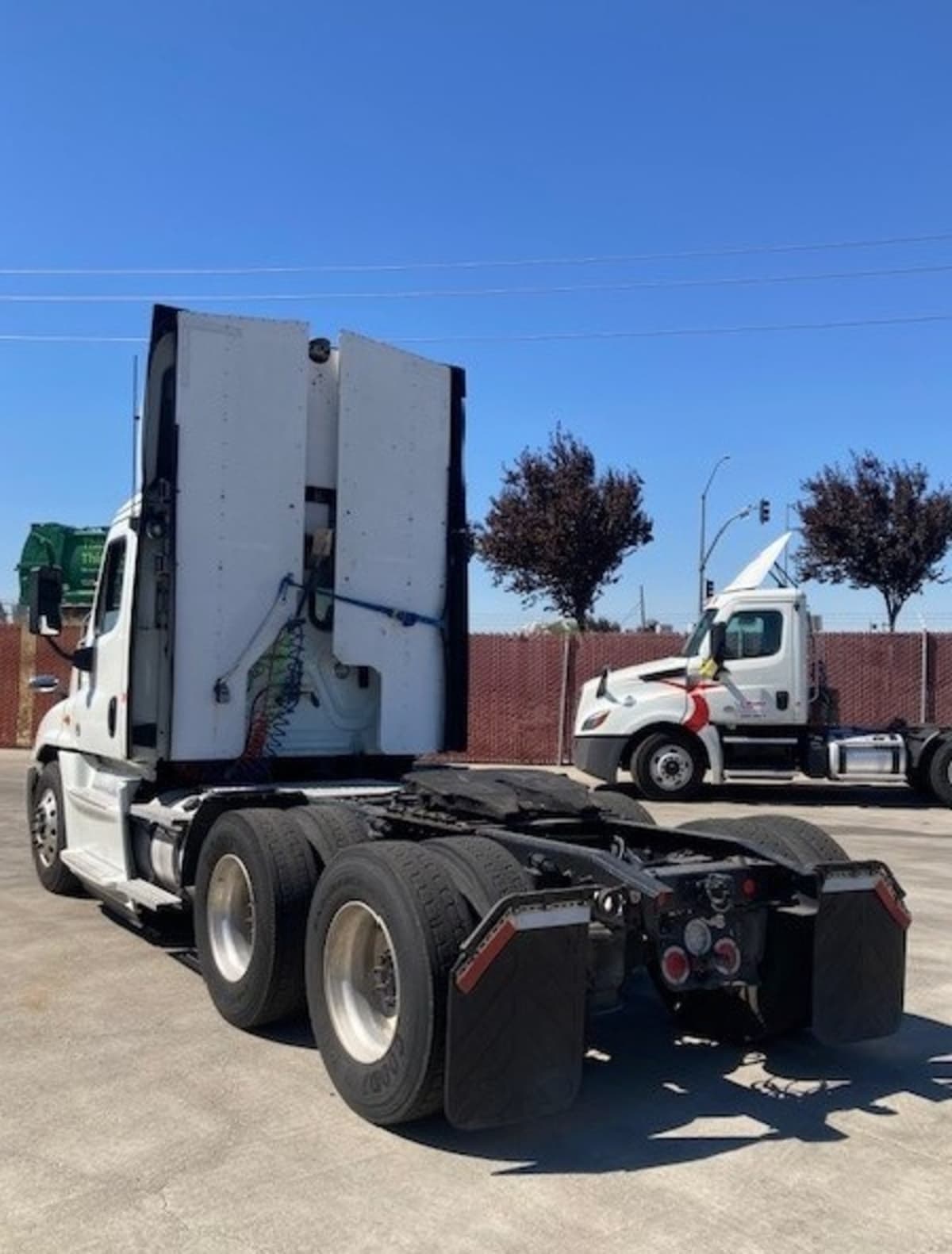 2019 Freightliner/Mercedes CASCADIA 125 869414