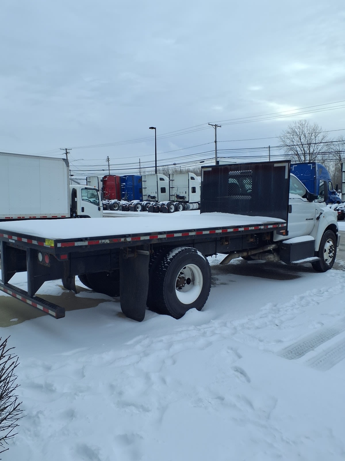 2019 Ford Motor Company F-650 869421