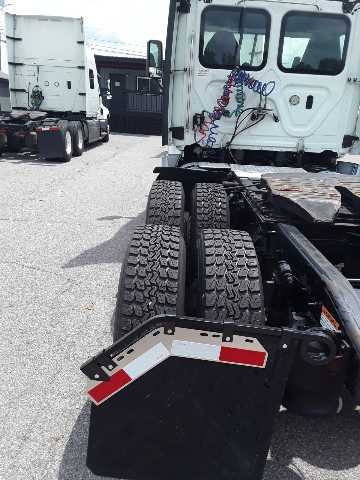 2019 Freightliner/Mercedes CASCADIA 125 869444