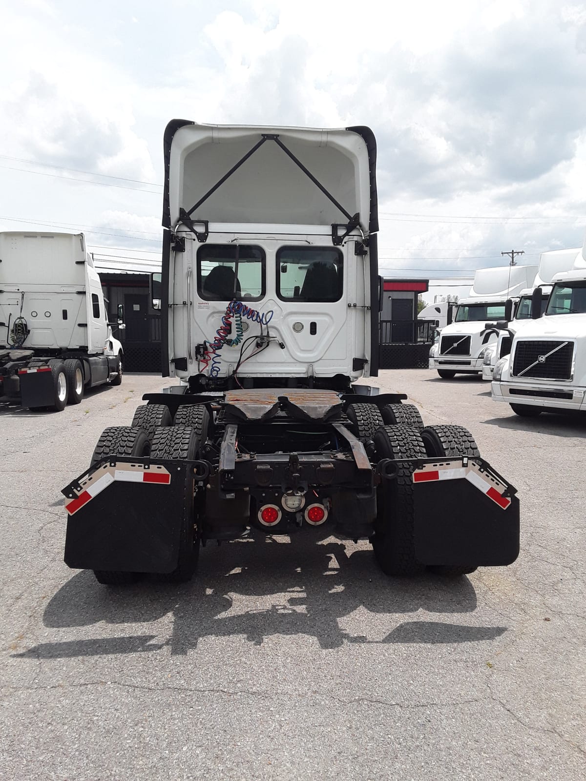 2019 Freightliner/Mercedes CASCADIA 125 869444