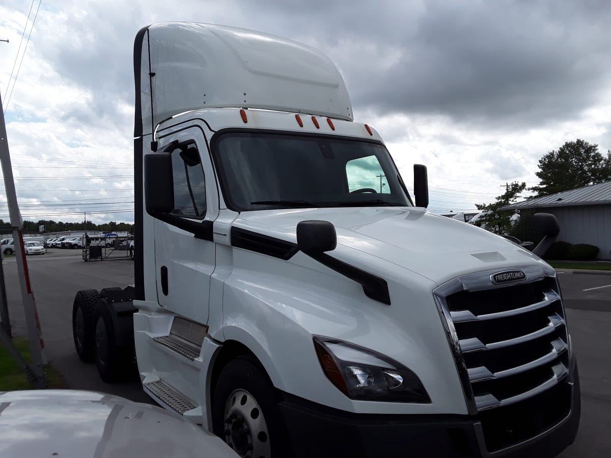 2019 Freightliner/Mercedes NEW CASCADIA PX12664 869556