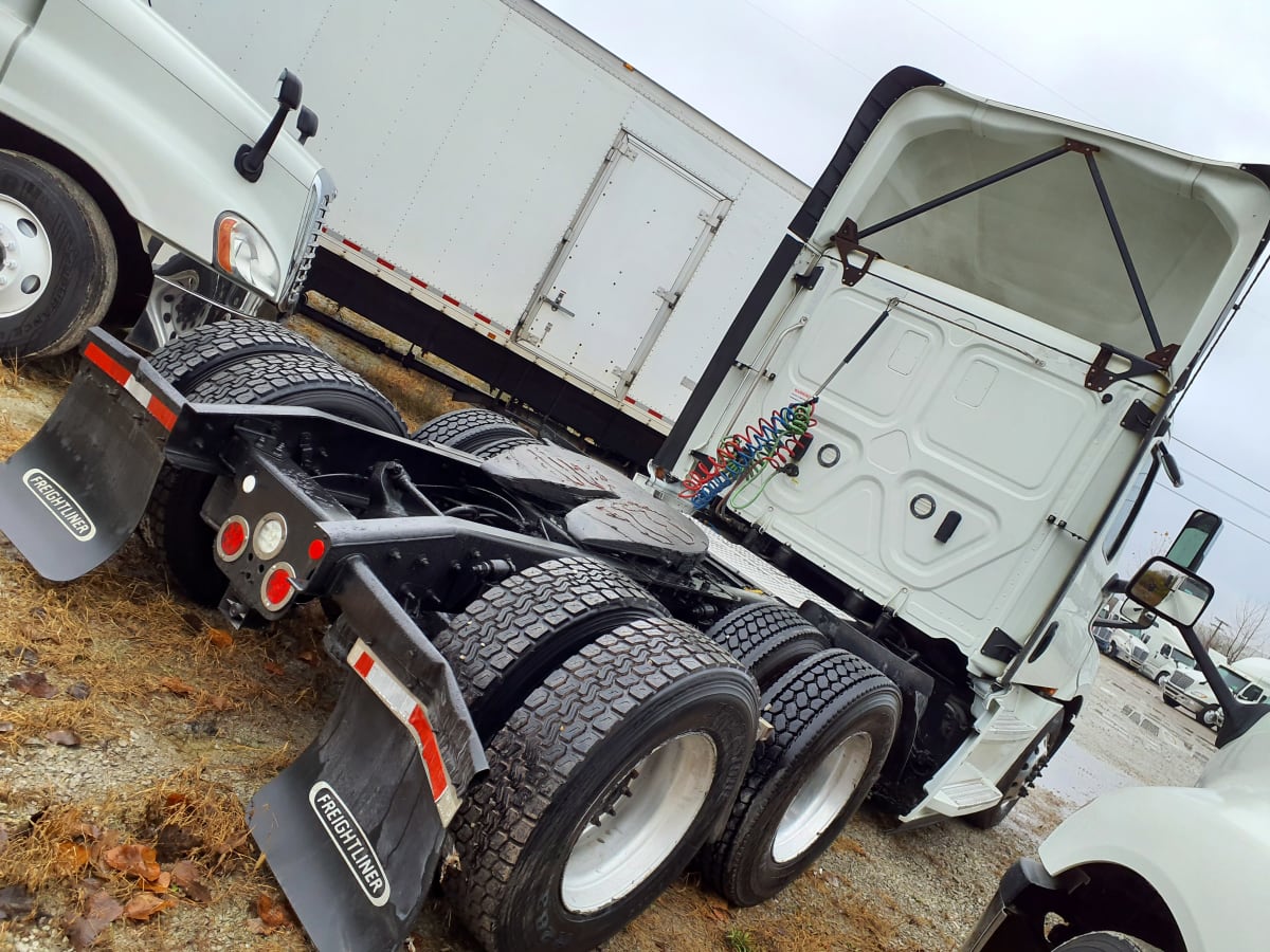 2019 Freightliner/Mercedes NEW CASCADIA PX12664 869558