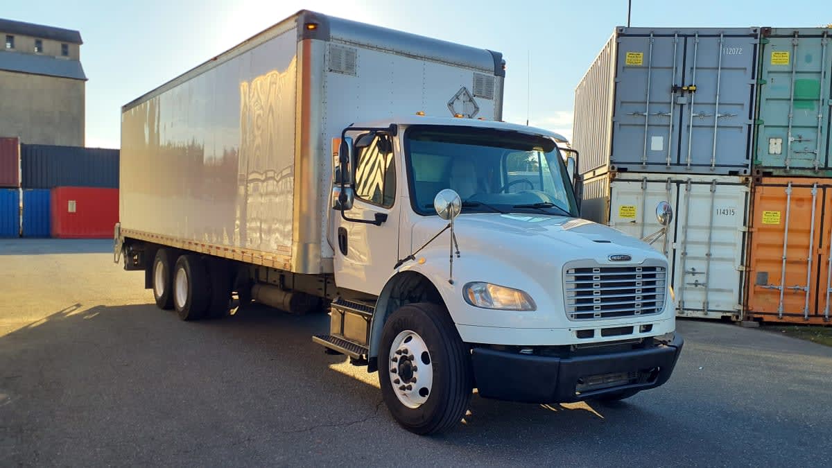 2019 Freightliner M2 106 in Springfield, MA — photo 3