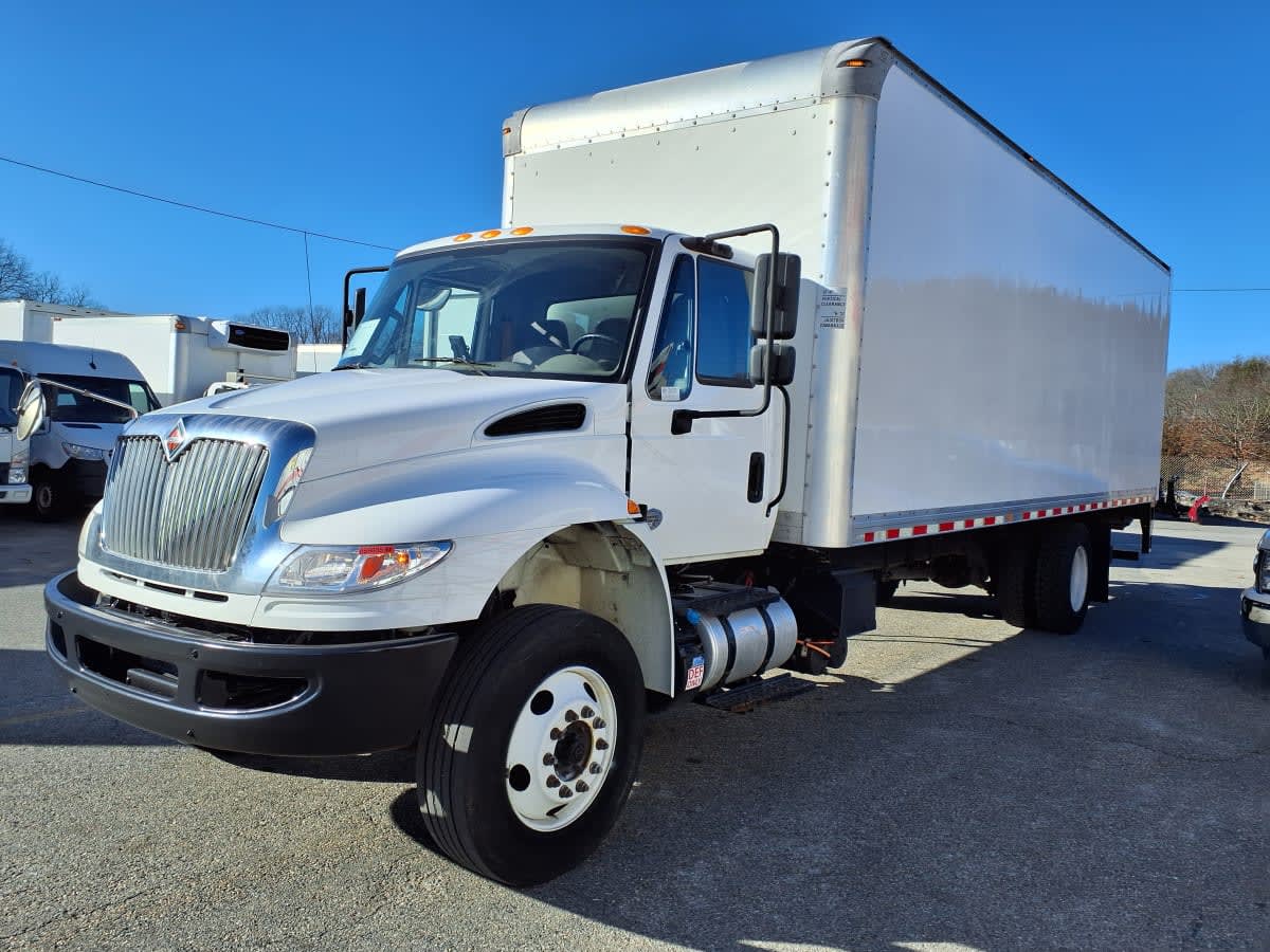 2019 Navistar International 4300 869835