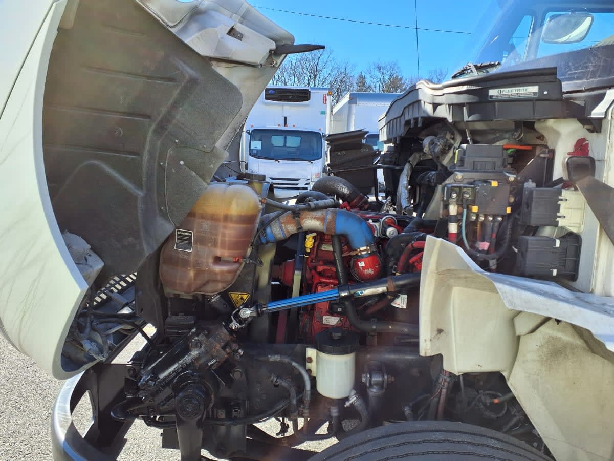 2019 Navistar International 4300 869835