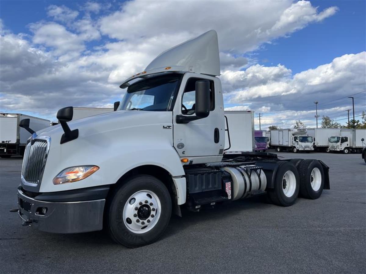 2019 NAVISTAR INTERNATIONAL LT625 DAYCAB T/A 869911