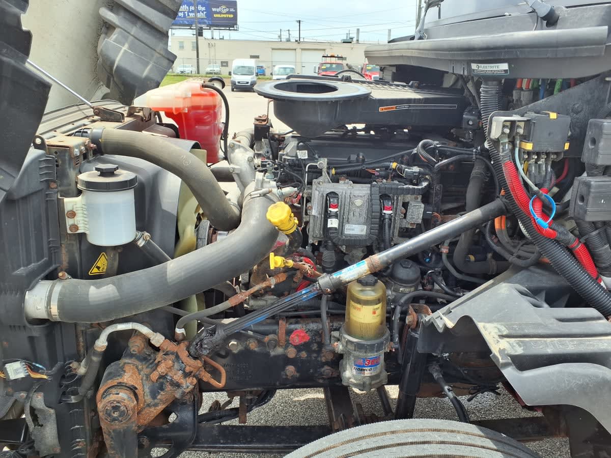 2019 Navistar International LT625 DAYCAB T/A 869940