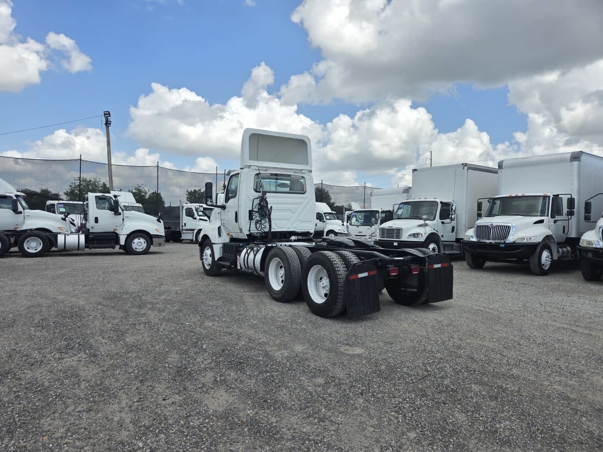 2019 International LT in St. Rose, LA — photo 6
