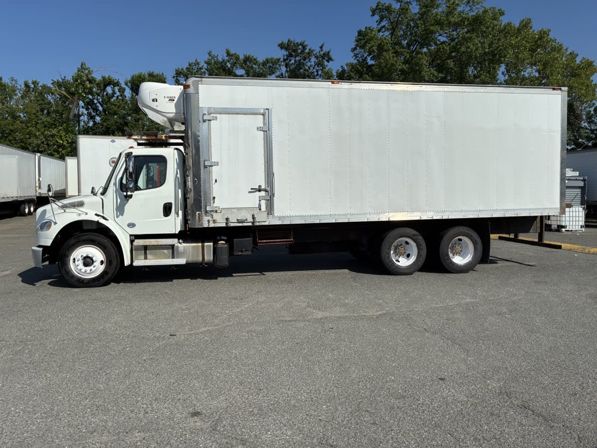 2019 Freightliner/Mercedes M2 106 870038