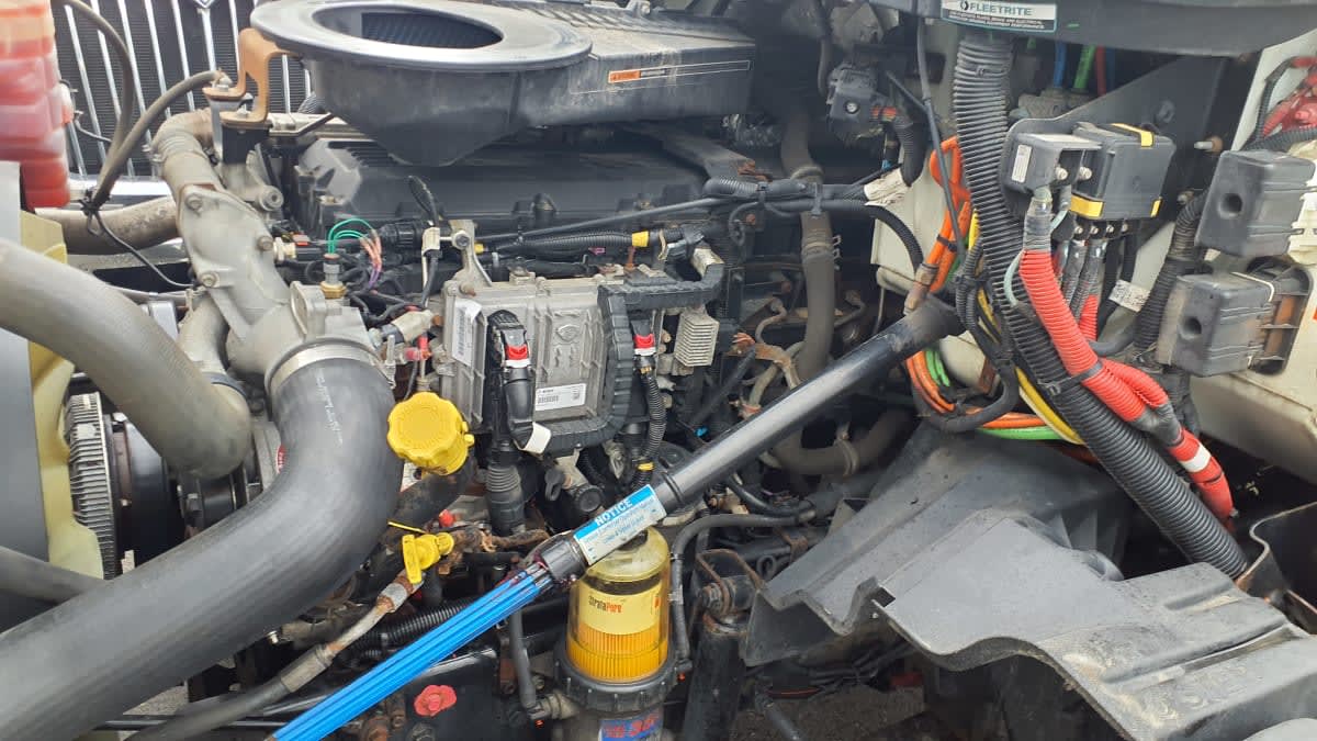 2019 Navistar International LT625 DAYCAB T/A 870045