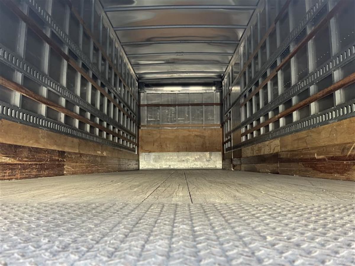 2019 Freightliner/Mercedes M2 106 870051