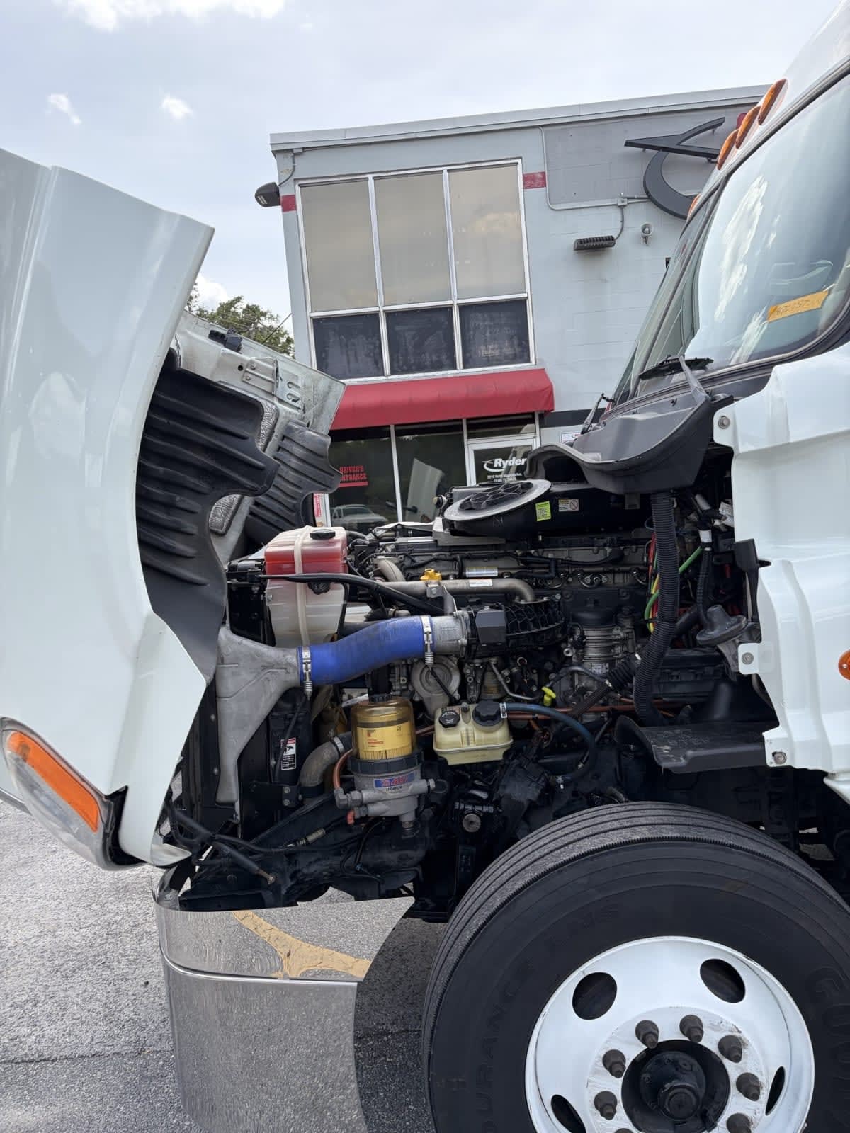 2019 Freightliner/Mercedes CASCADIA 125 870057