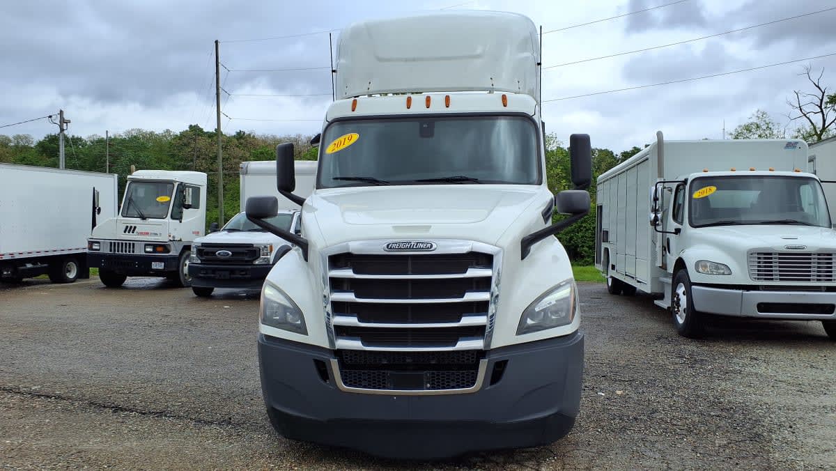 2019 Freightliner/Mercedes NEW CASCADIA PX12664 870149