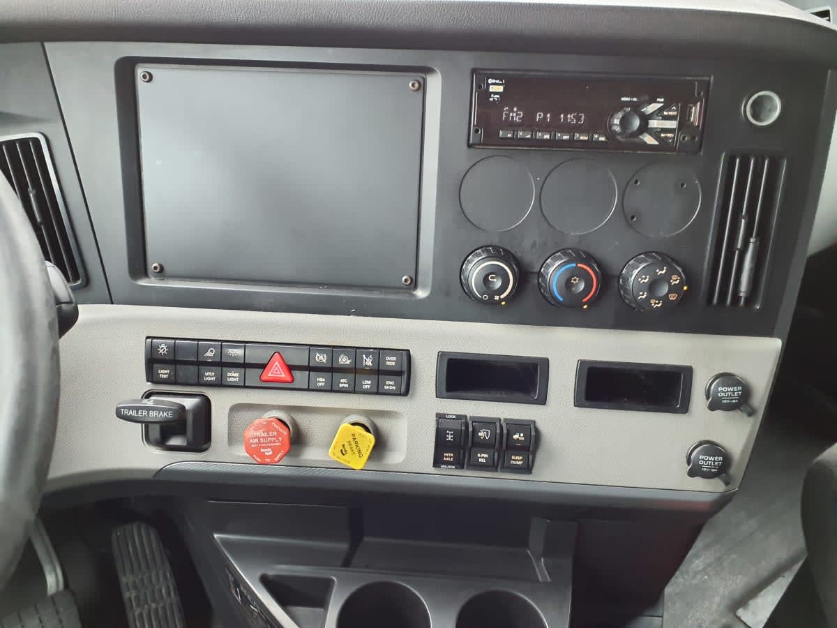 2019 Freightliner/Mercedes NEW CASCADIA PX12664 870156