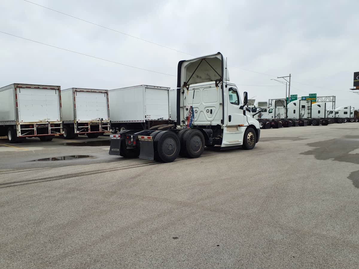 2019 Freightliner/Mercedes NEW CASCADIA PX12664 870156