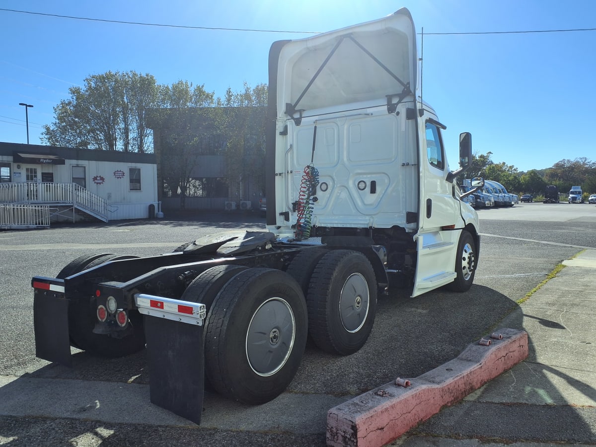 2019 Freightliner/Mercedes NEW CASCADIA PX12664 870174