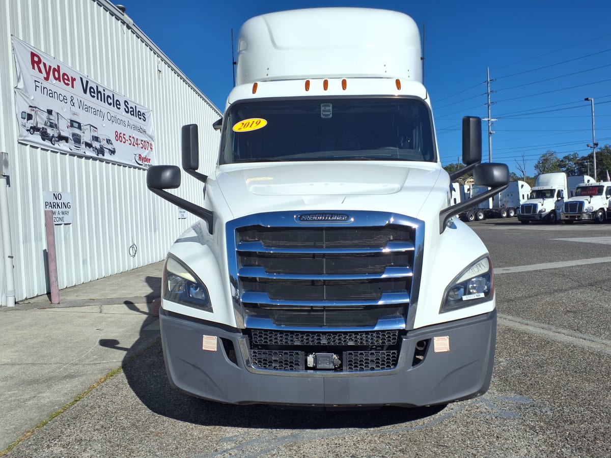 2019 Freightliner/Mercedes NEW CASCADIA PX12664 870174