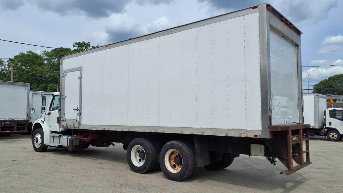 2019 Freightliner/Mercedes M2 106 870186