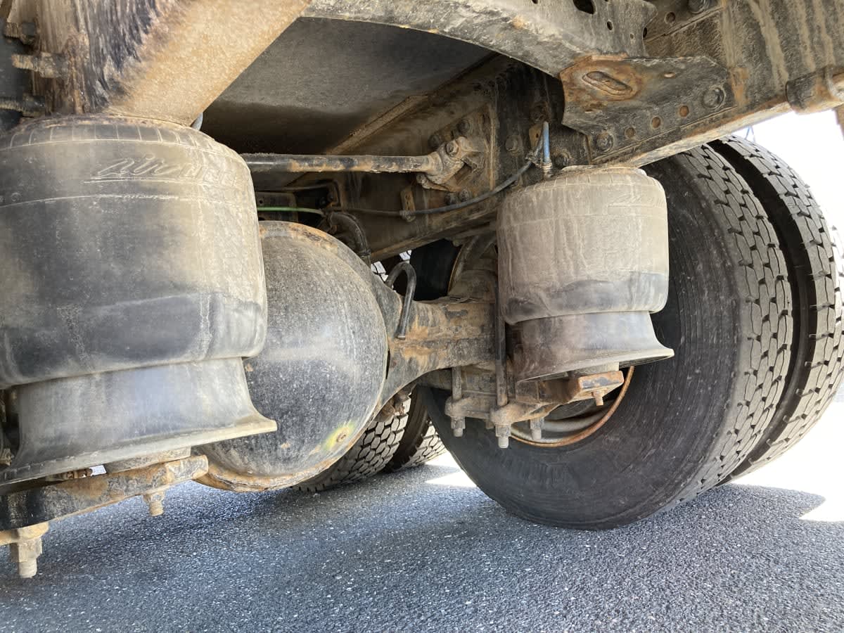 2019 Freightliner/Mercedes M2 106 870188