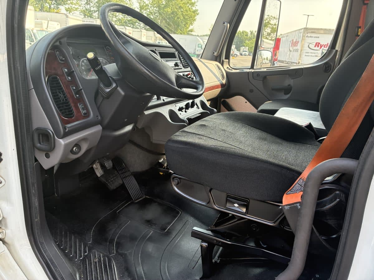 2019 Freightliner/Mercedes M2 106 870190