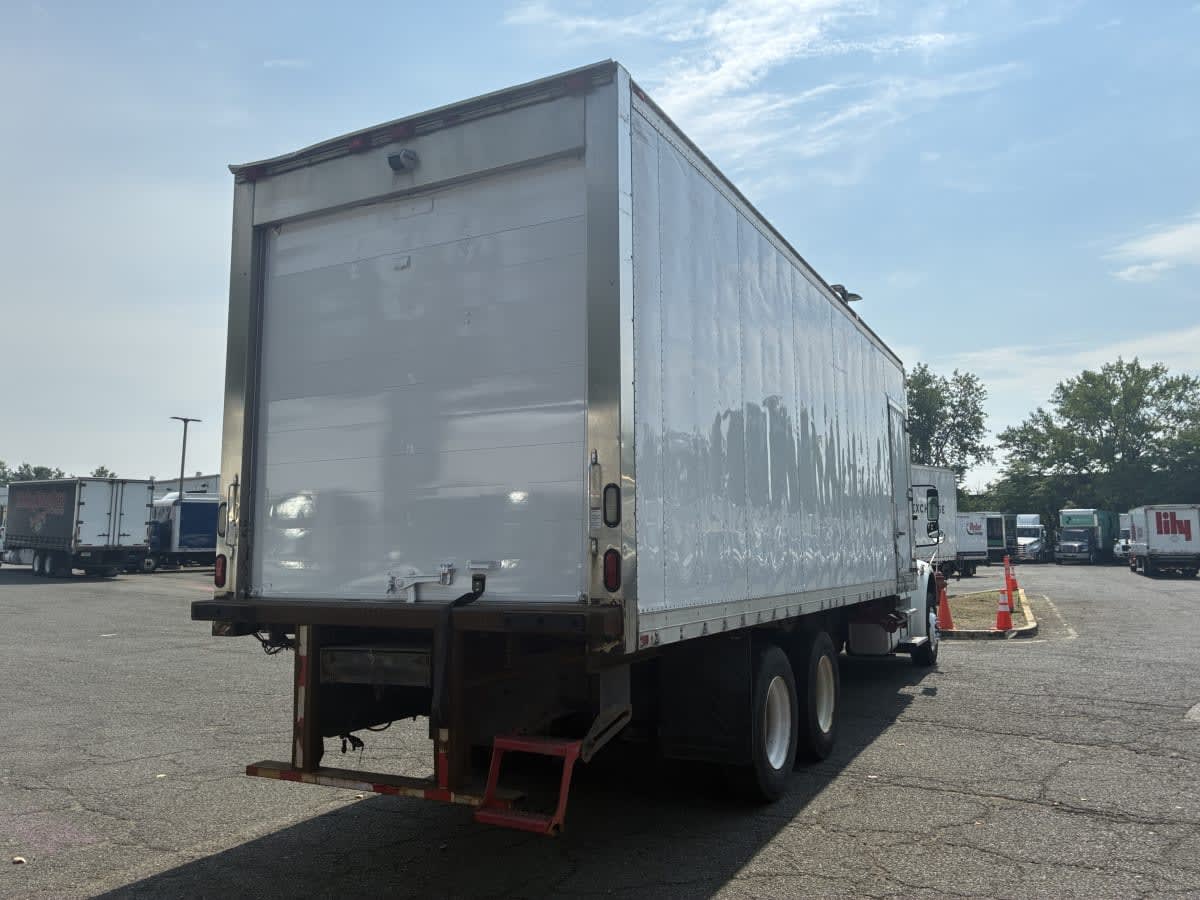 2019 Freightliner M2 106 in Newark, NJ — photo 4