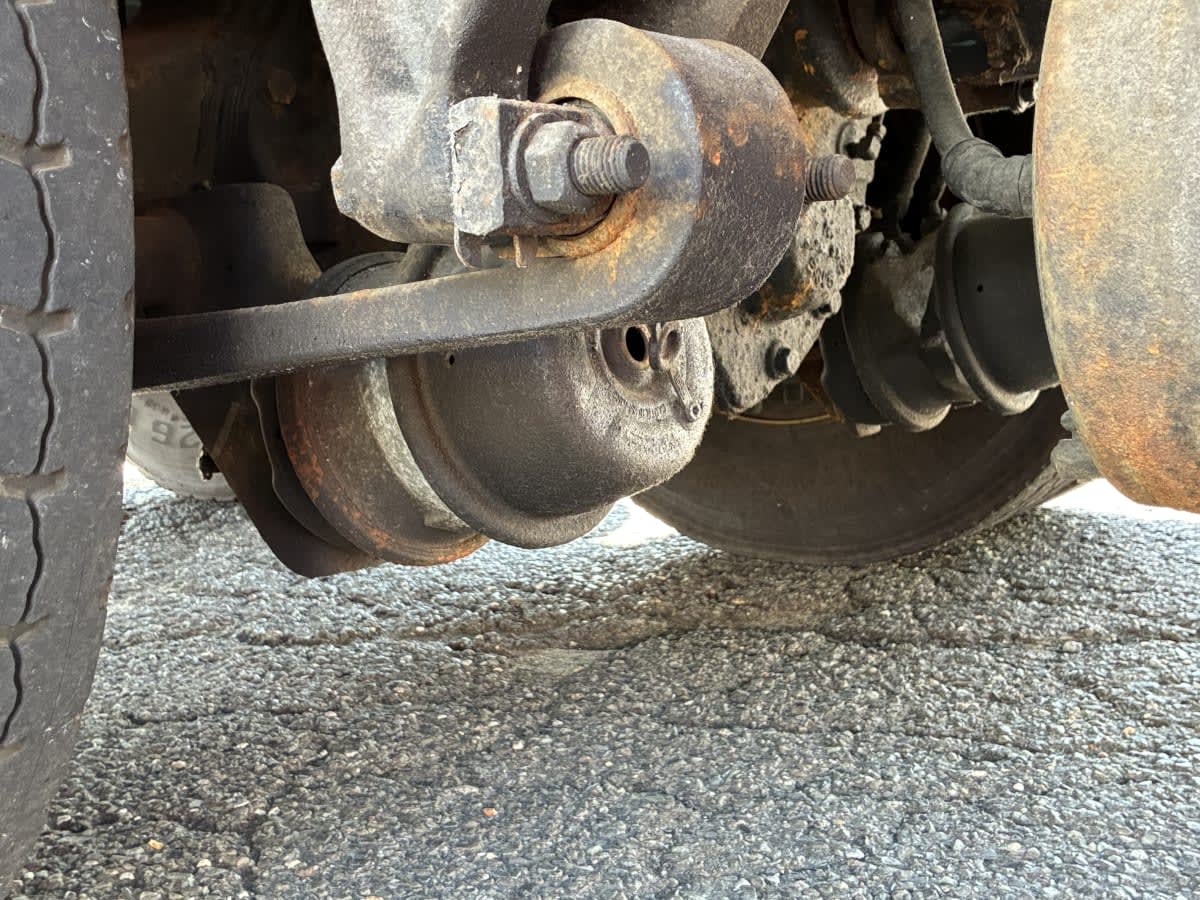 2019 Freightliner/Mercedes M2 106 870195