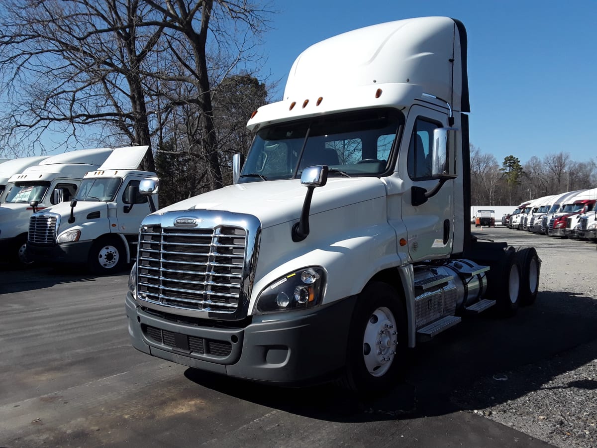 2019 Freightliner/Mercedes CASCADIA 125 870204