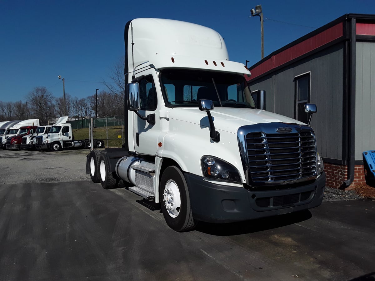 2019 Freightliner/Mercedes CASCADIA 125 870204