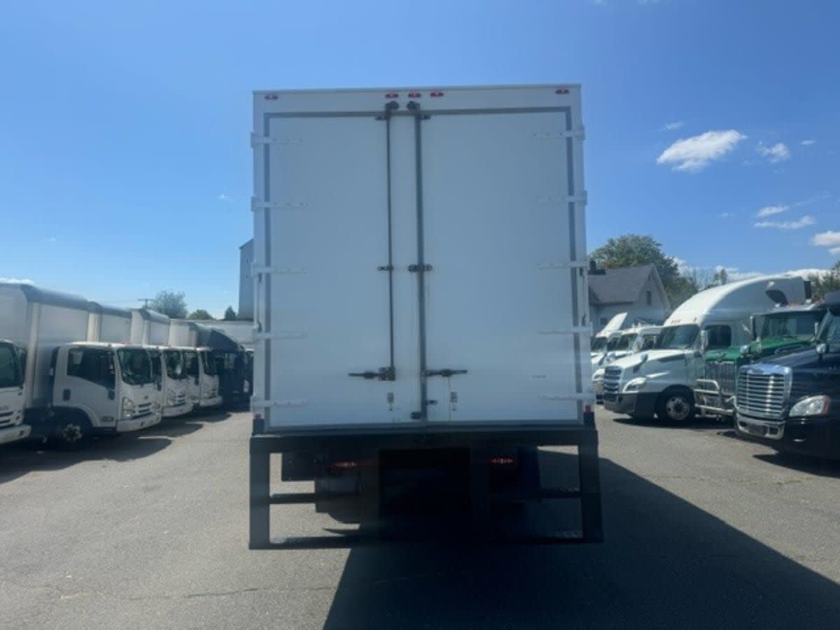 2019 Navistar International 4300 870206