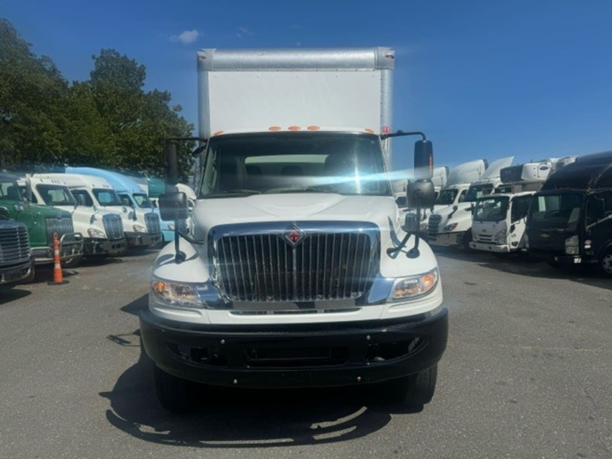2019 Navistar International 4300 870206