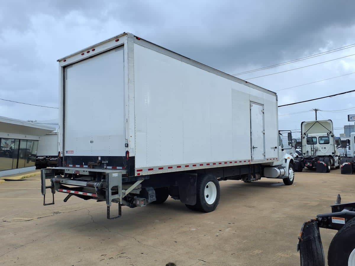 2019 International 4300 in Dallas, TX — photo 4