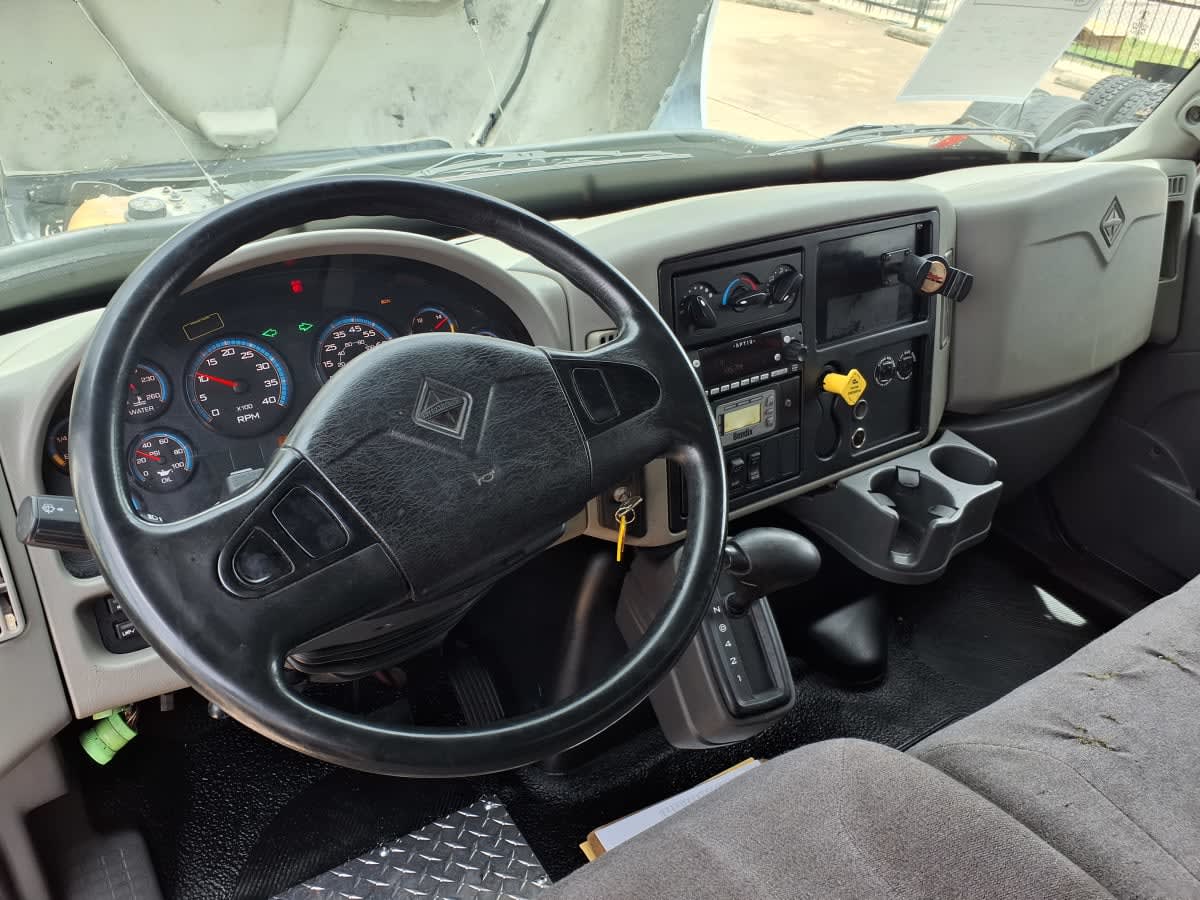 2019 International 4300 in Dallas, TX — photo 7