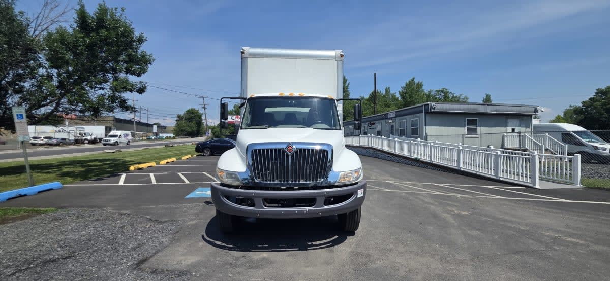 2019 Navistar International 4300 870223