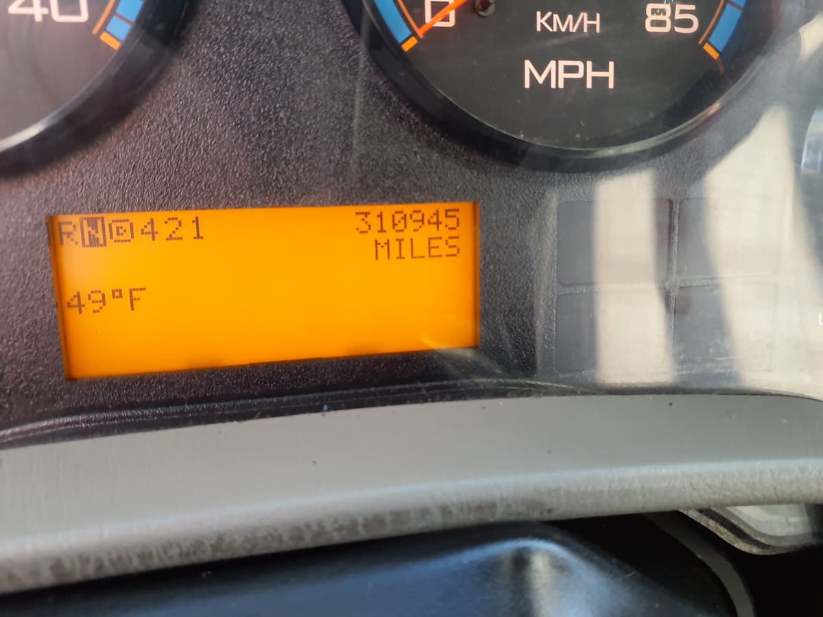 2019 Navistar International 4300 870225