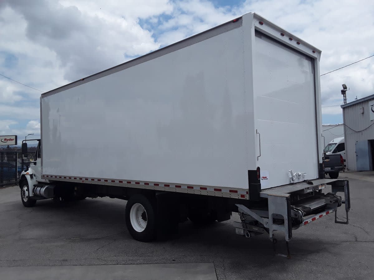 2019 Navistar International 4300 870232