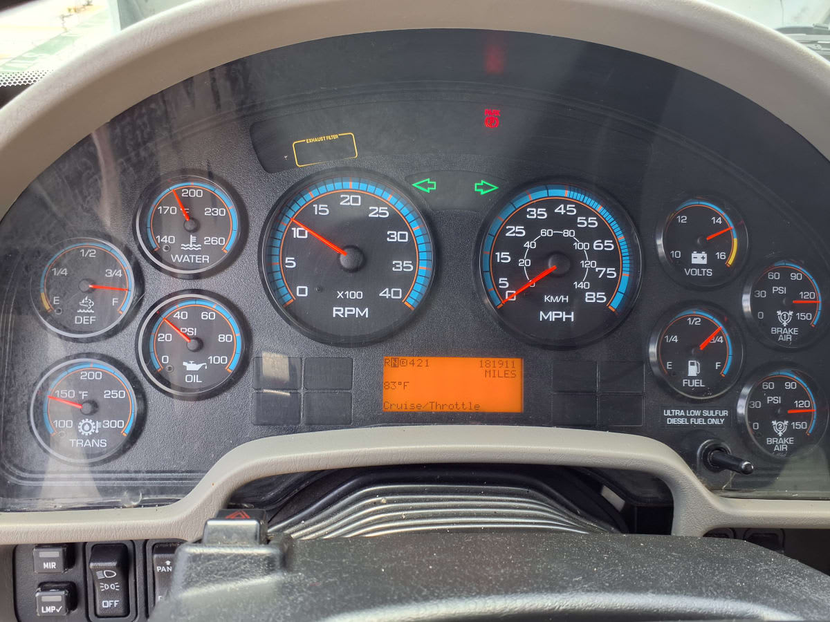 2019 Navistar International 4300 870239