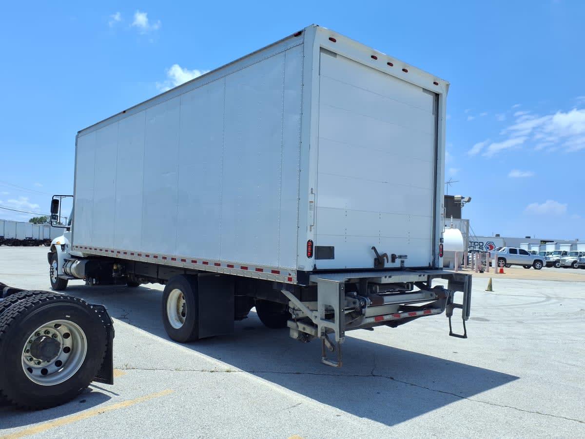 2019 Navistar International 4300 870239