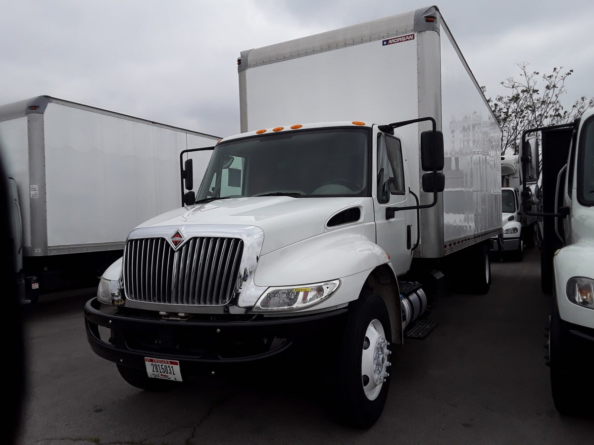 2019 Navistar International 4300 870244