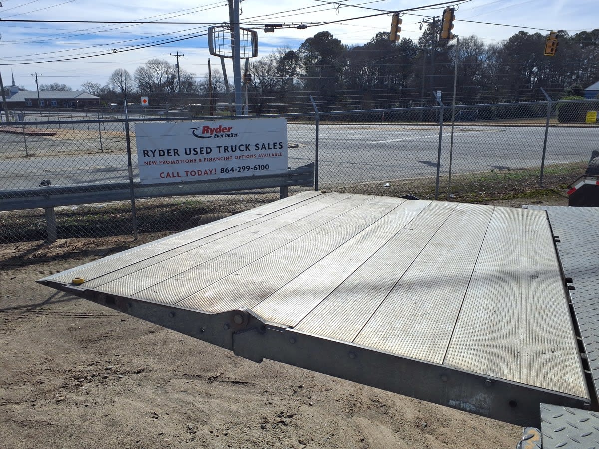 2019 Navistar International 4300 870248