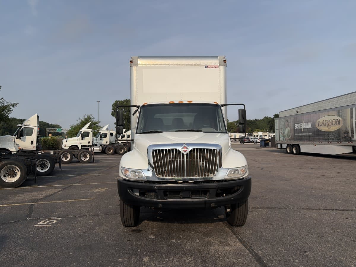 2019 International 4300 in Taylor, MI — photo 2