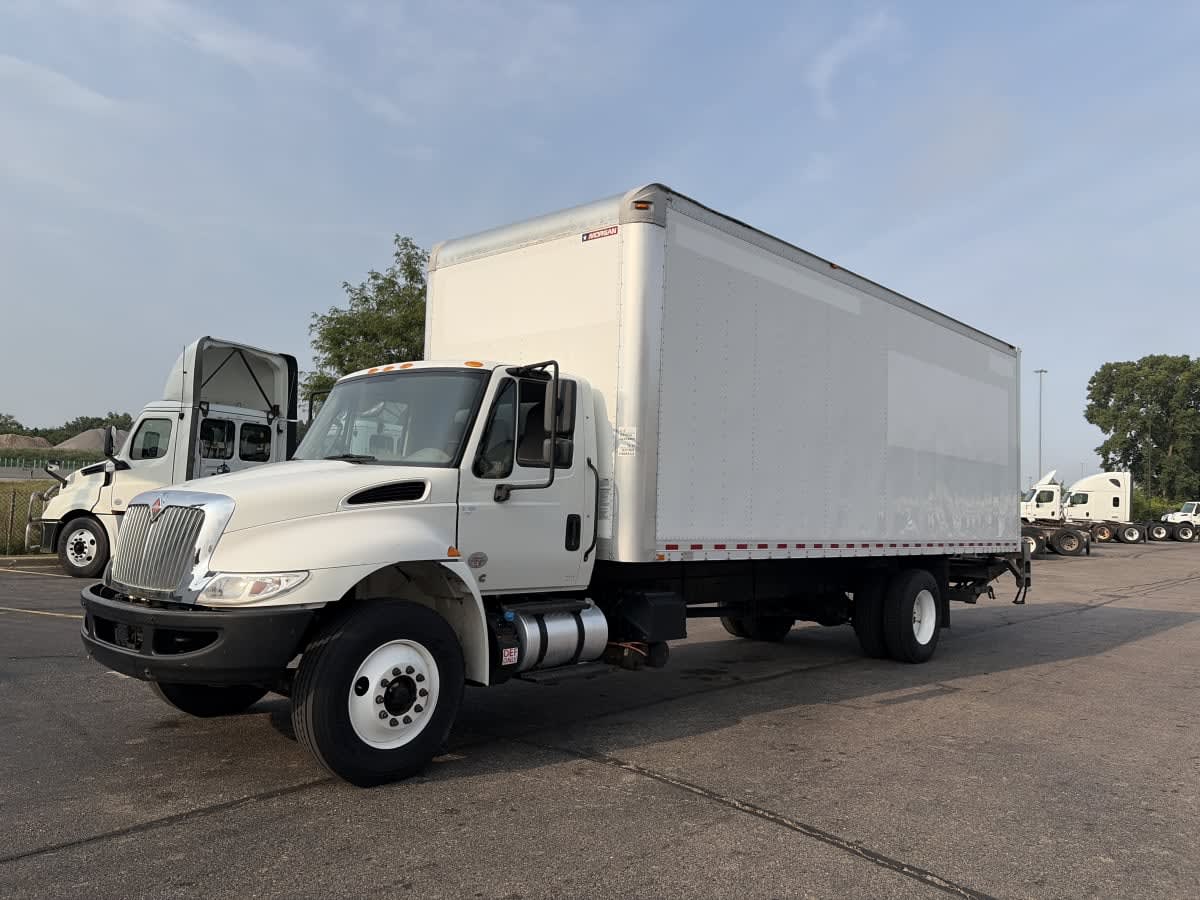 2019 International 4300 in Taylor, MI — photo 3