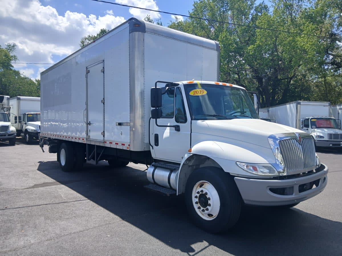 2019 Navistar International 4300 870265