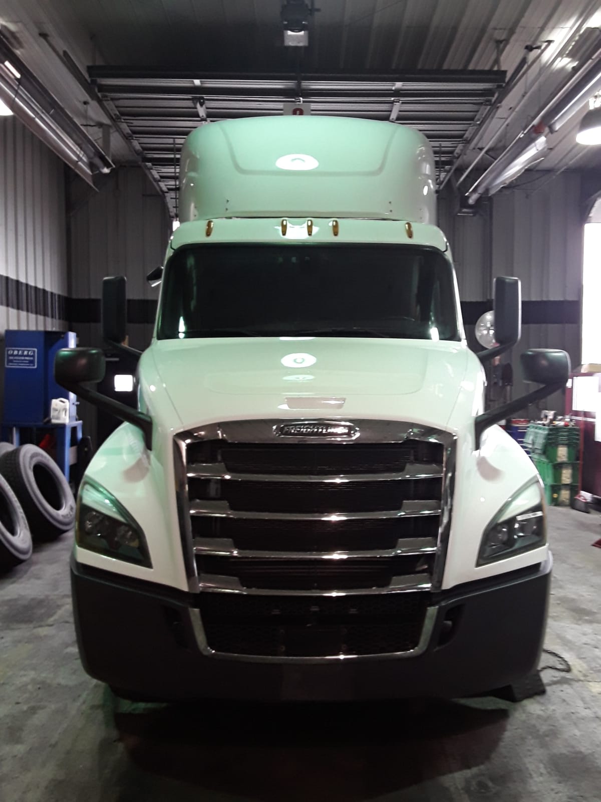 2019 Freightliner/Mercedes NEW CASCADIA PX12664 870286