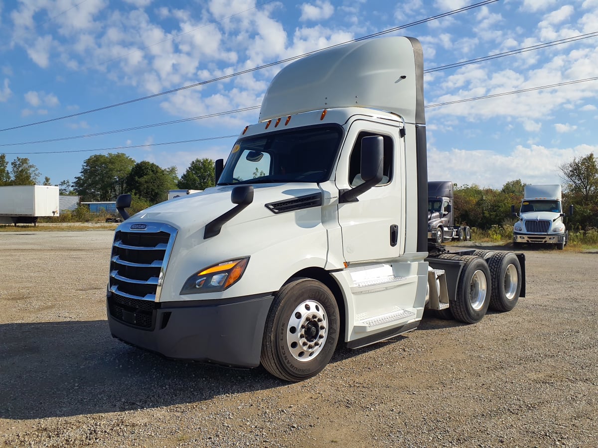 2019 Freightliner/Mercedes NEW CASCADIA PX12664 870293